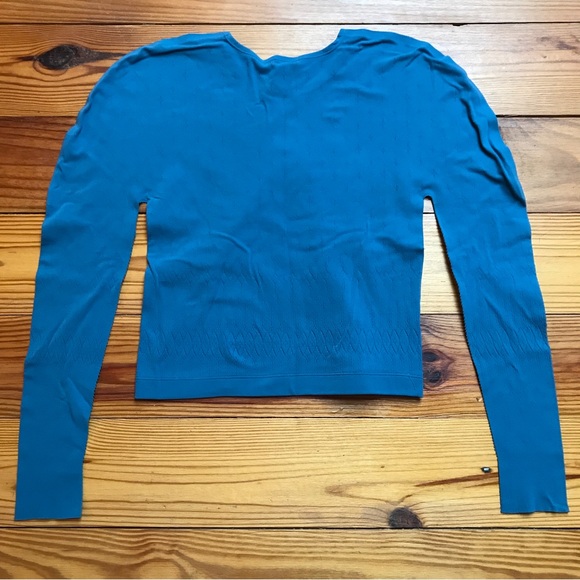 Fabletics Blue Ashton Sculptknit Long Sleeve Top, NWT, L - Picture 10 of 11